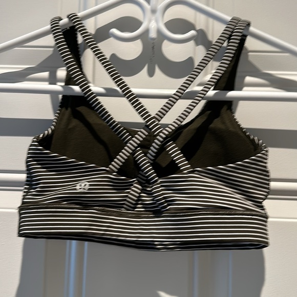 Lululemon Energy Sport Bra - Size 2 - Like New!! - Picture 3 of 4